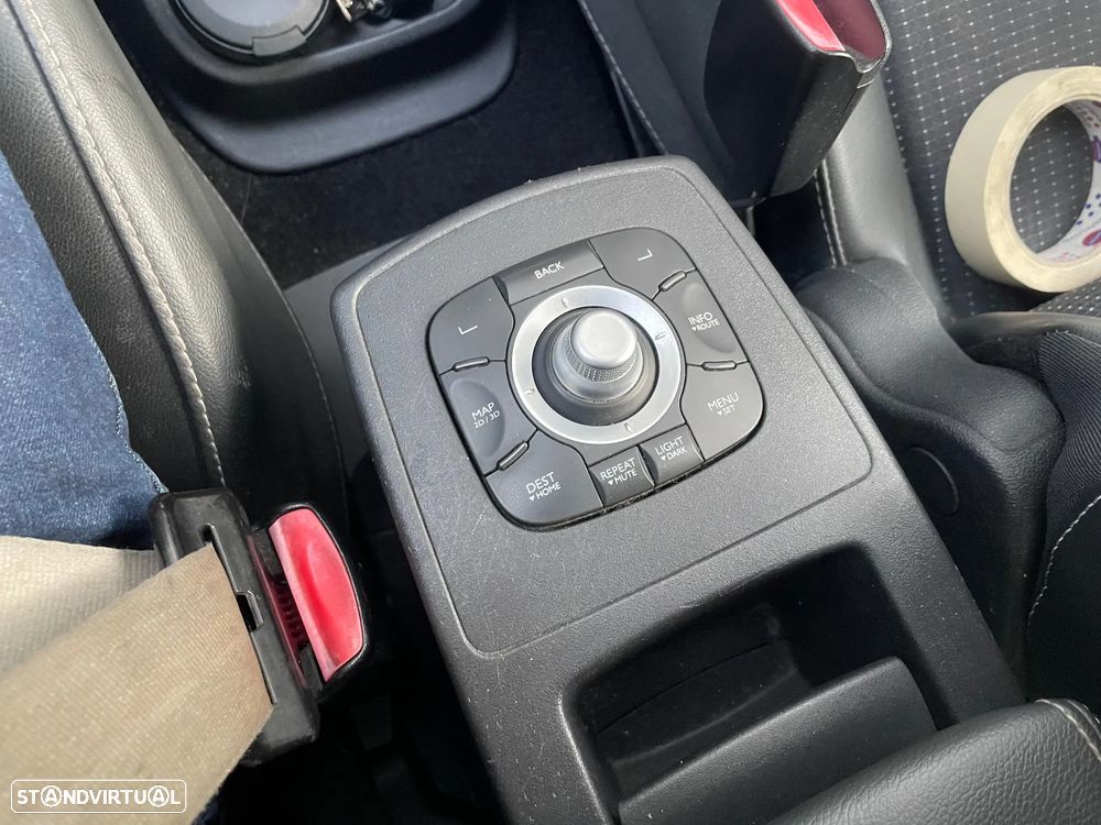 Renault Scénic Energy dCi 110 S&S Bose Edition - 17