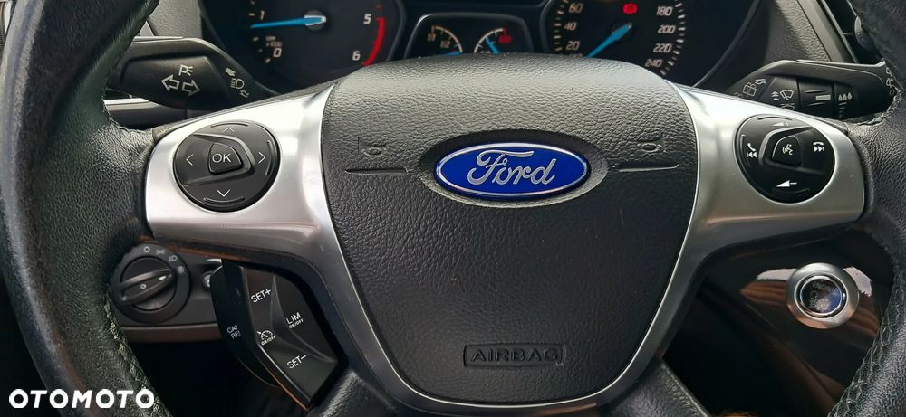 Ford Kuga 2.0 TDCi 4x4 Titanium - 26