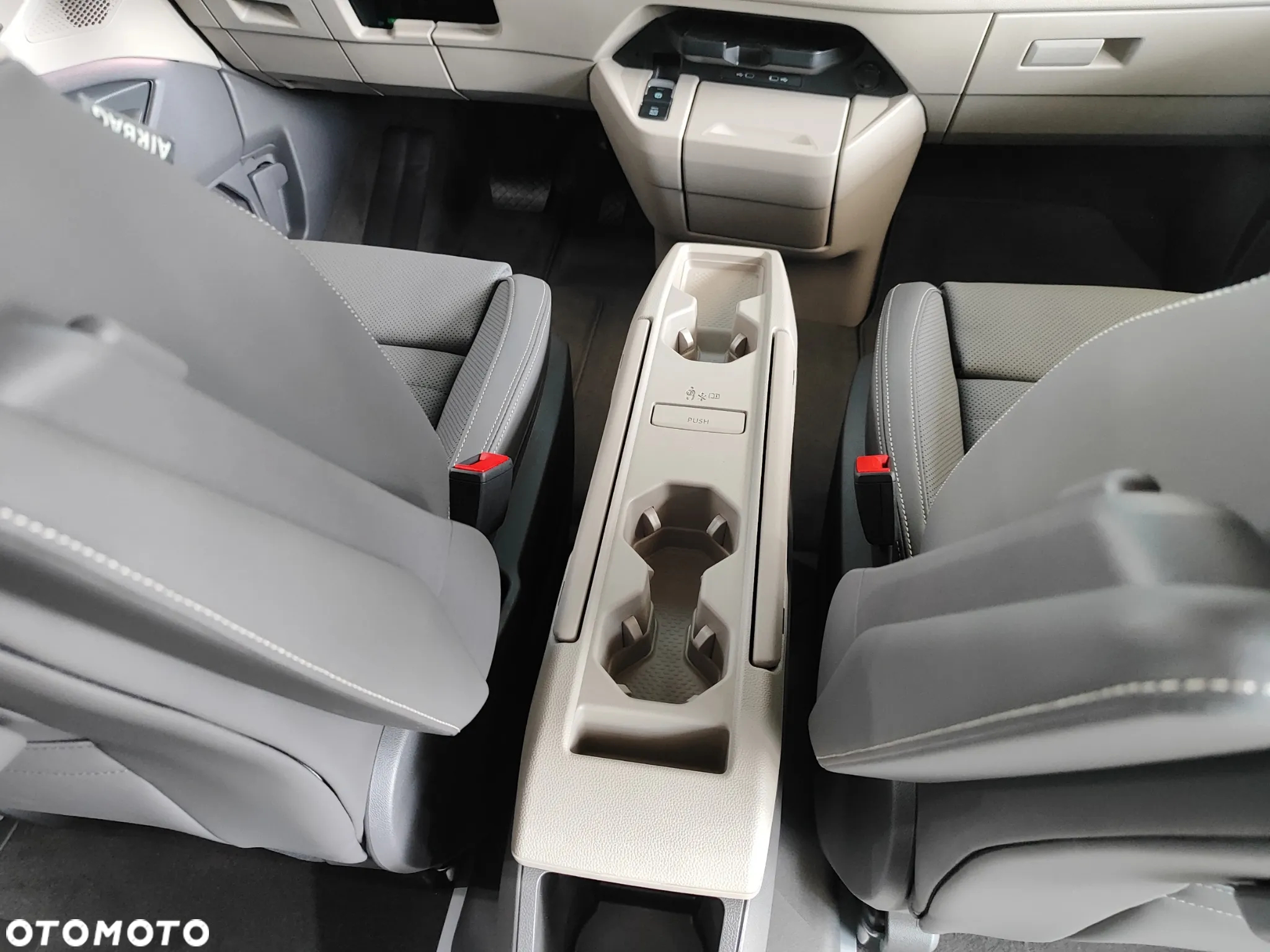 Volkswagen Multivan 2.0 TDI L2 Edition DSG - 15