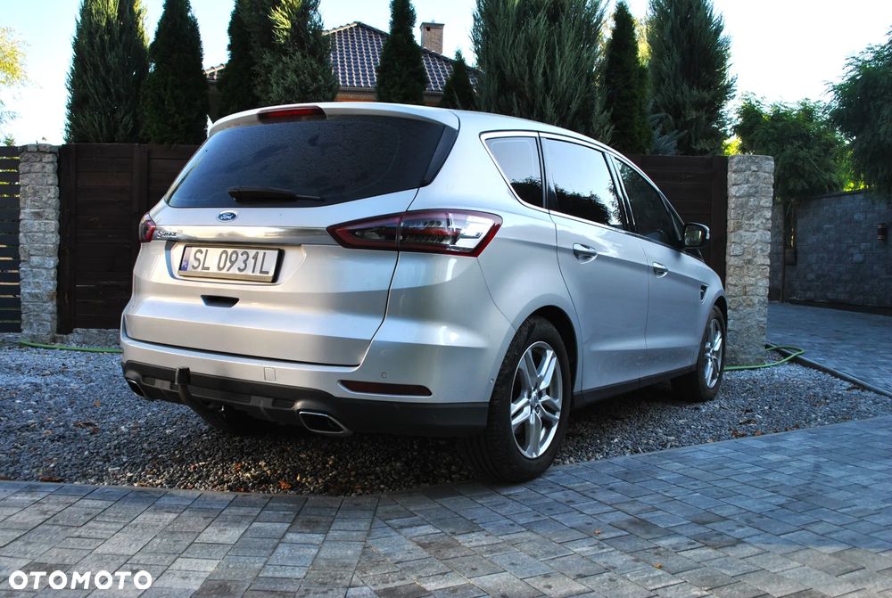 Ford S-Max 2.0 TDCi Titanium PowerShift - 6