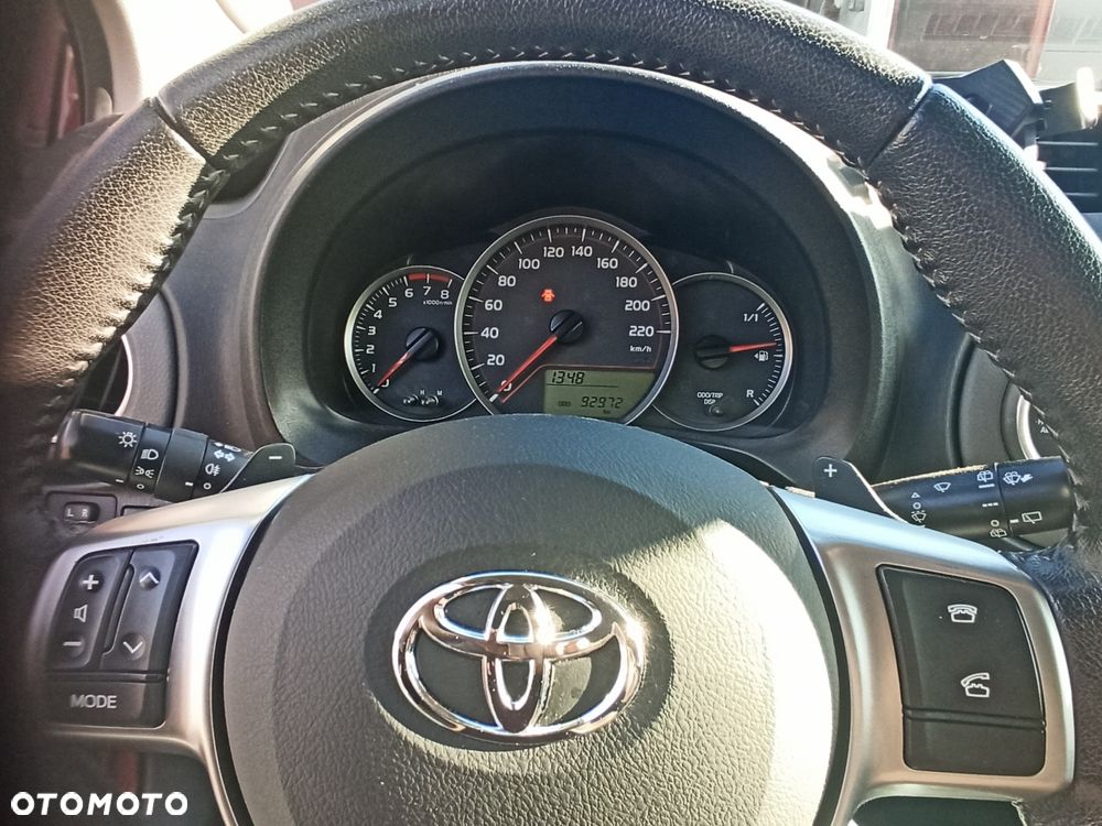Toyota Yaris - 7