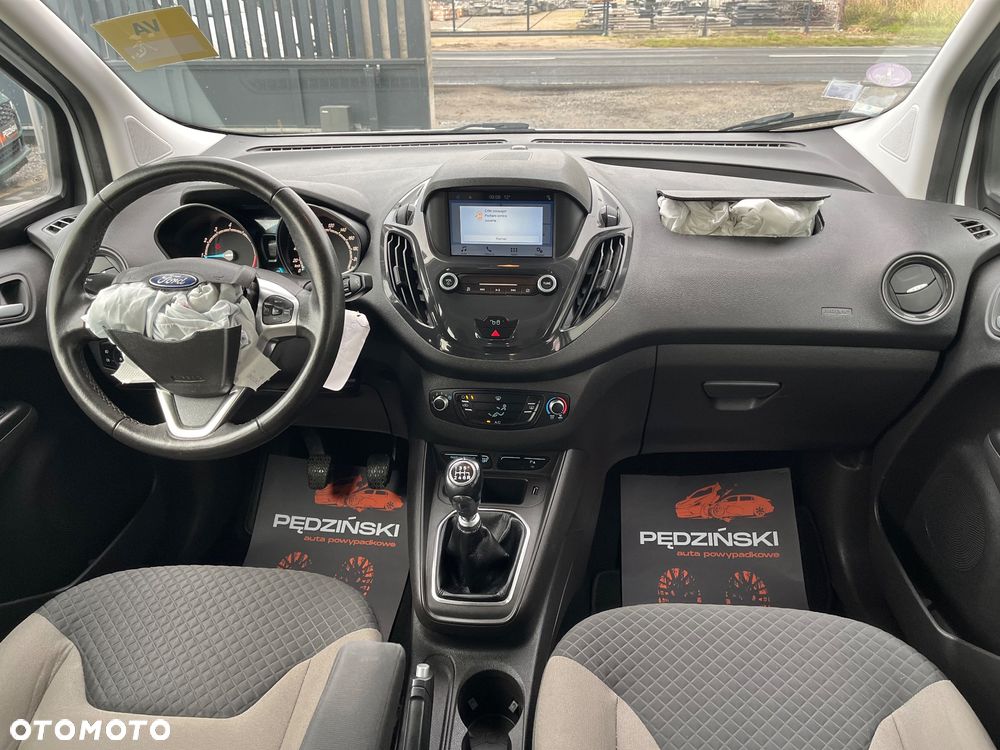 Ford Tourneo Courier - 9