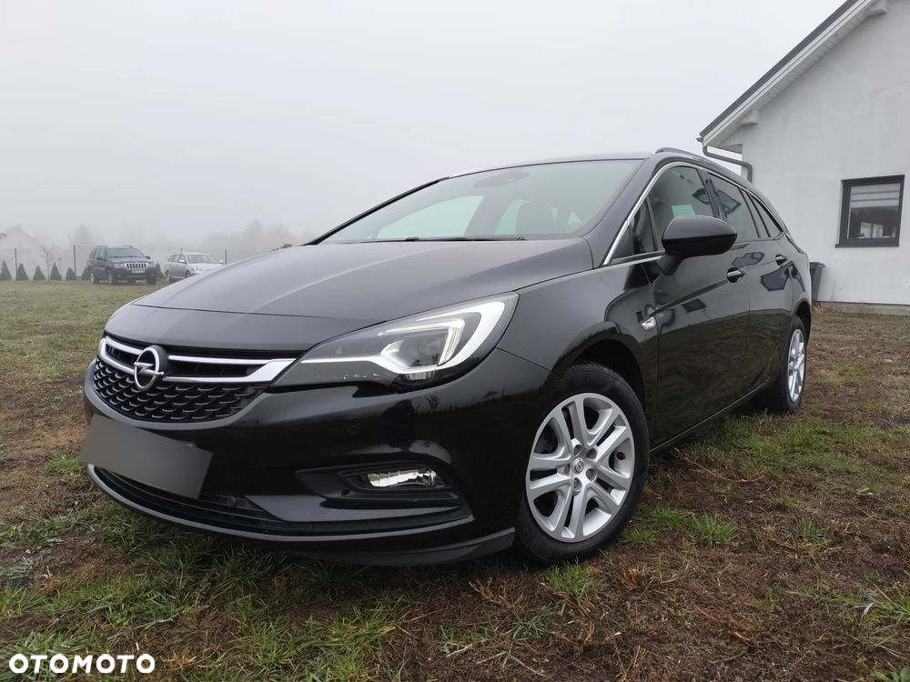 Opel Astra 1.6 D (CDTI) Start/Stop Sports Tourer Business - 2