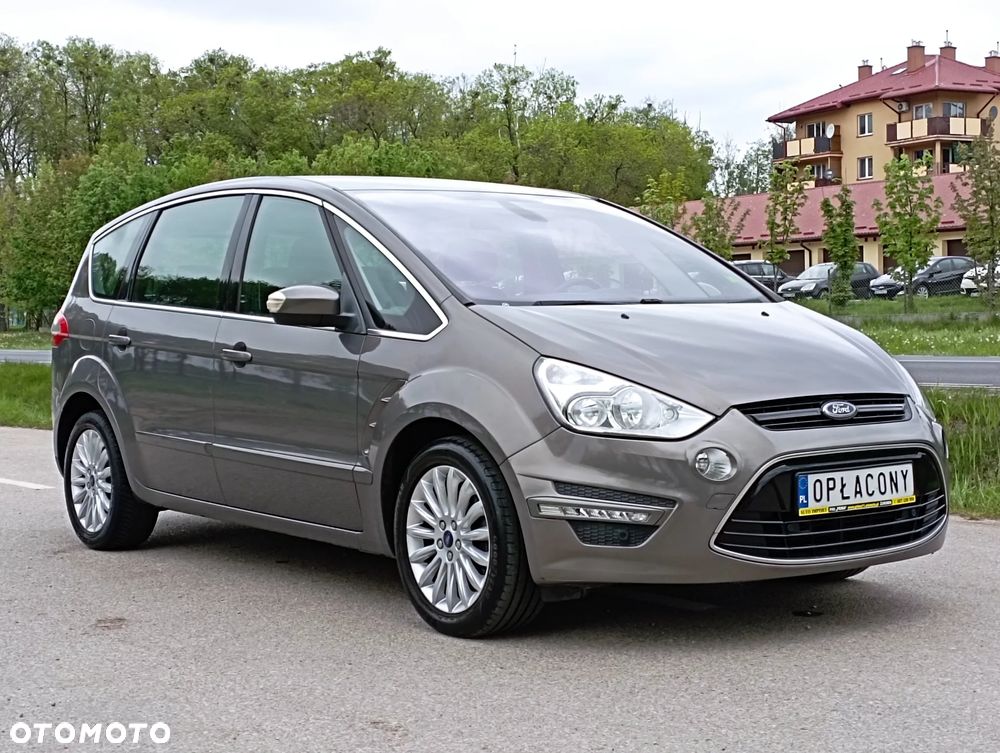 Ford S-Max - 13