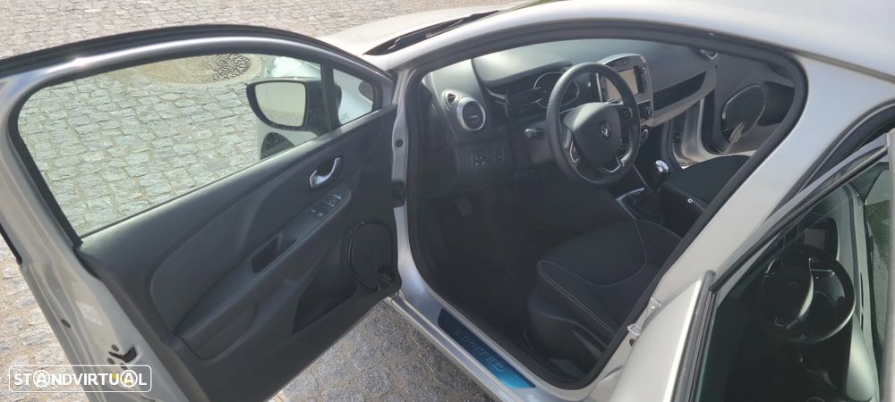 Renault Clio 1.5 dCi Limited EDition - 12