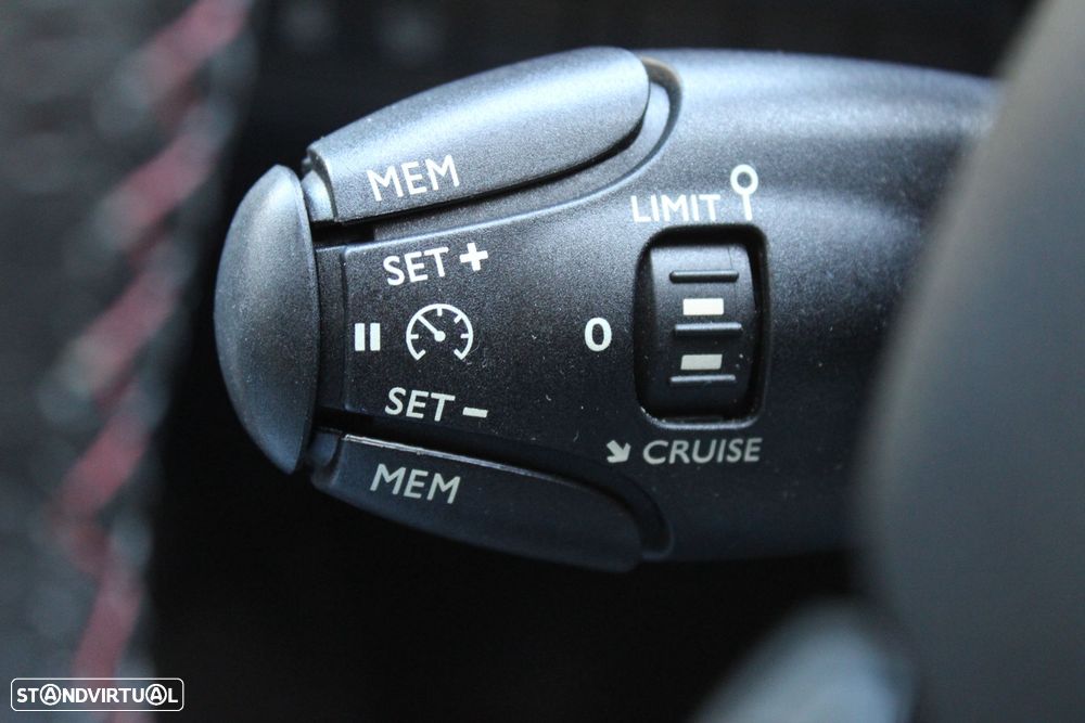 Peugeot 308 PureTech 130 EAT6 Stop & Start GT-Line Edition - 14