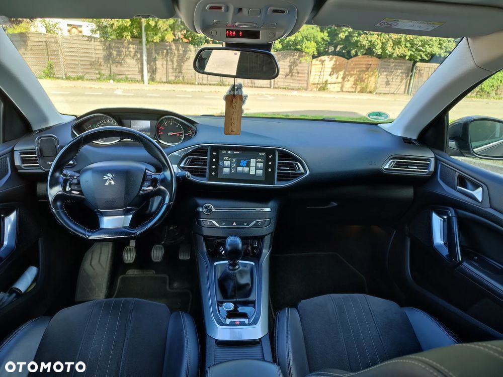 Peugeot 308 2.0 Blue HDi Allure S&S - 13