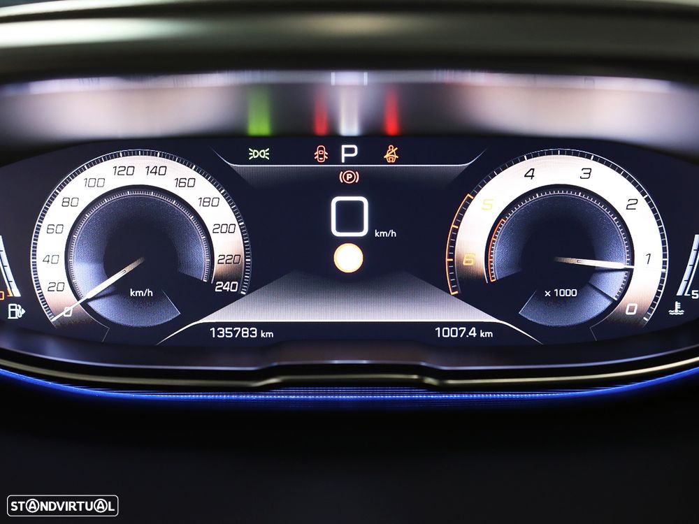 Peugeot 5008 1.5 BlueHDi GT Line J19 EAT8 - 33