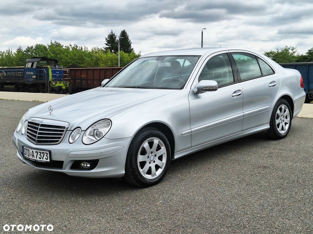 Mercedes-Benz Klasa E 200 CDI Classic DPF - 1