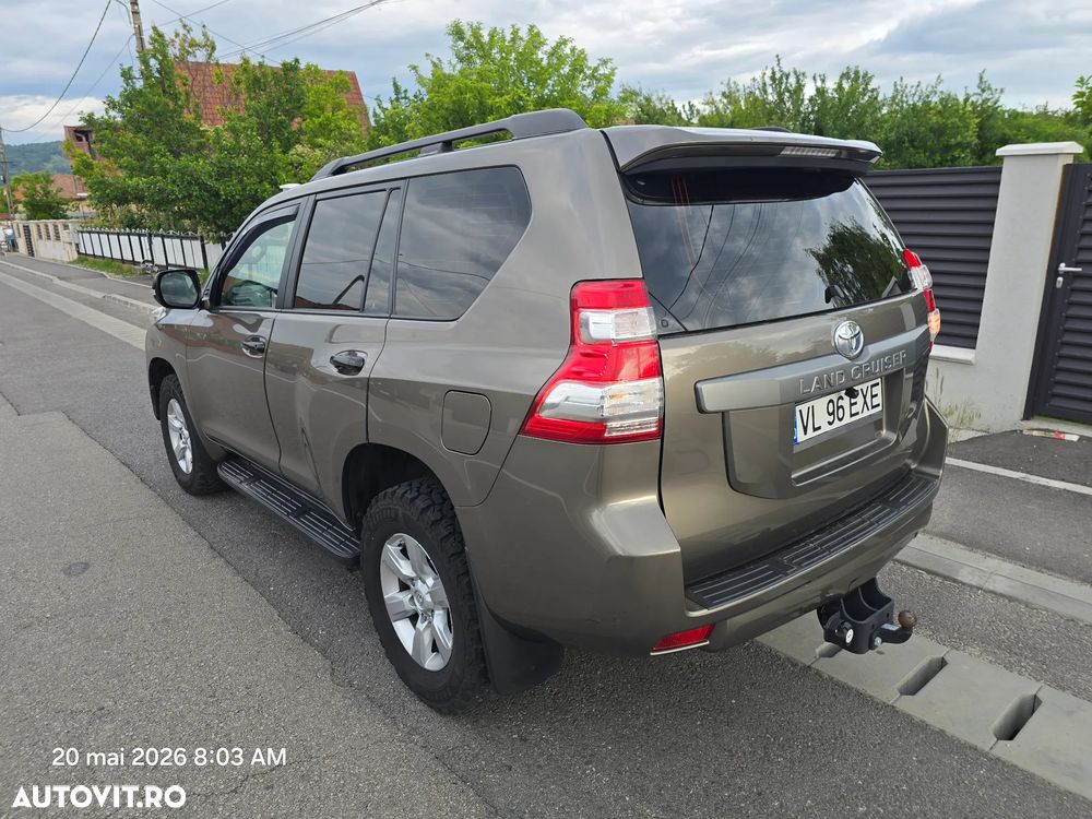 Toyota Land Cruiser 2.8l Turbo D-4D A/T 5 locuri Active - 3