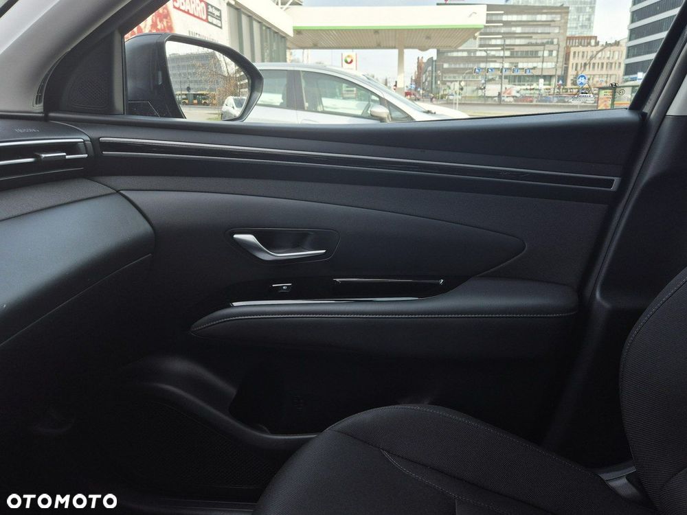 Hyundai Tucson 1.6 T-GDi HEV Smart 2WD - 29