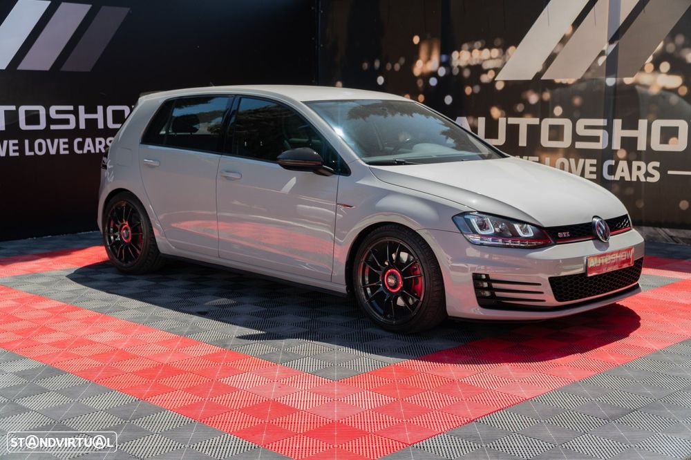 VW Golf 2.0 TSi GTi DSG - 8