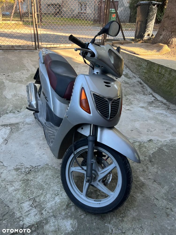 Honda SH - 17