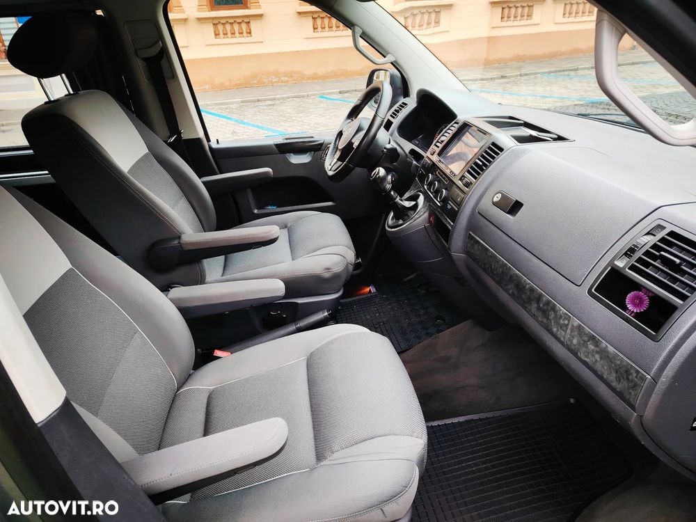 Volkswagen Multivan - 10