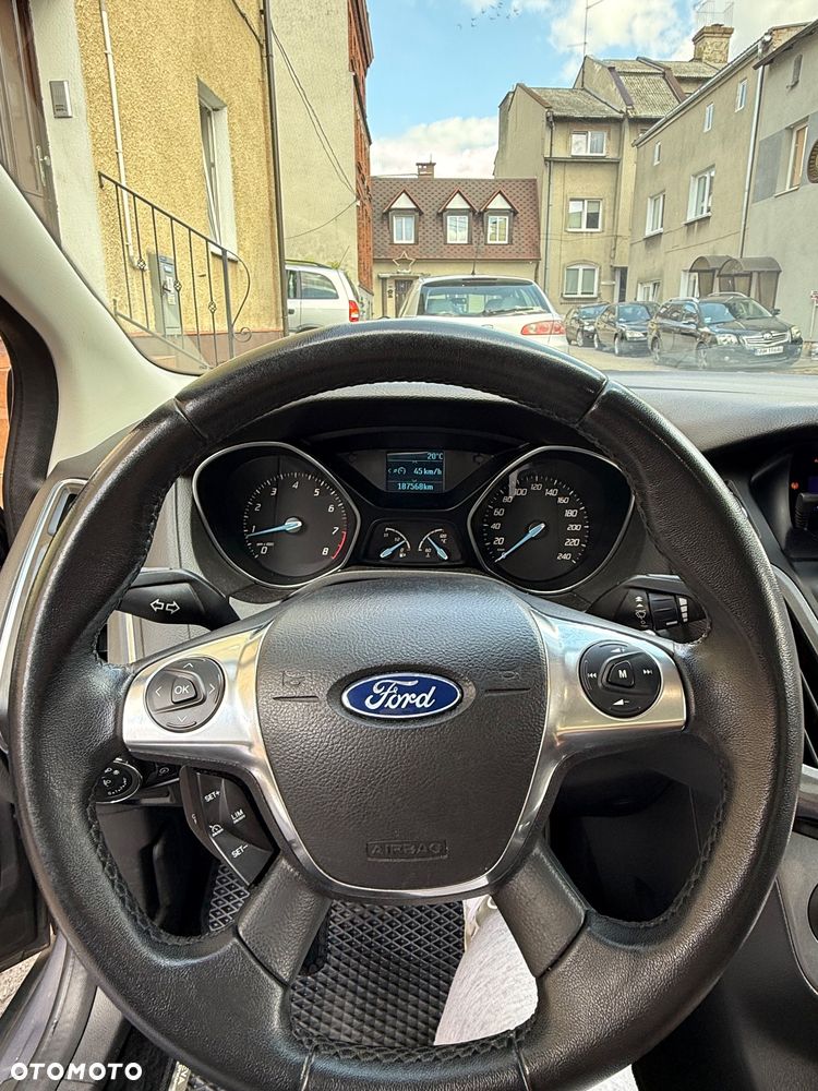 Ford Focus 1.6 Titanium - 14