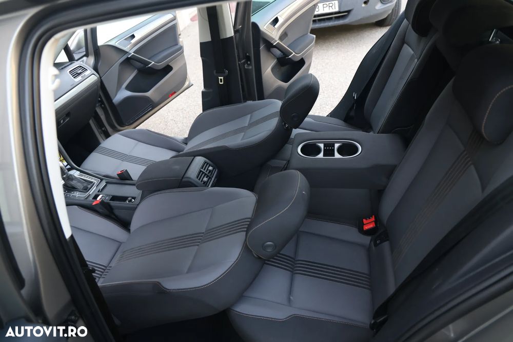 Volkswagen Golf 1.6 TDI DPF BMT DSG Comfortline - 10