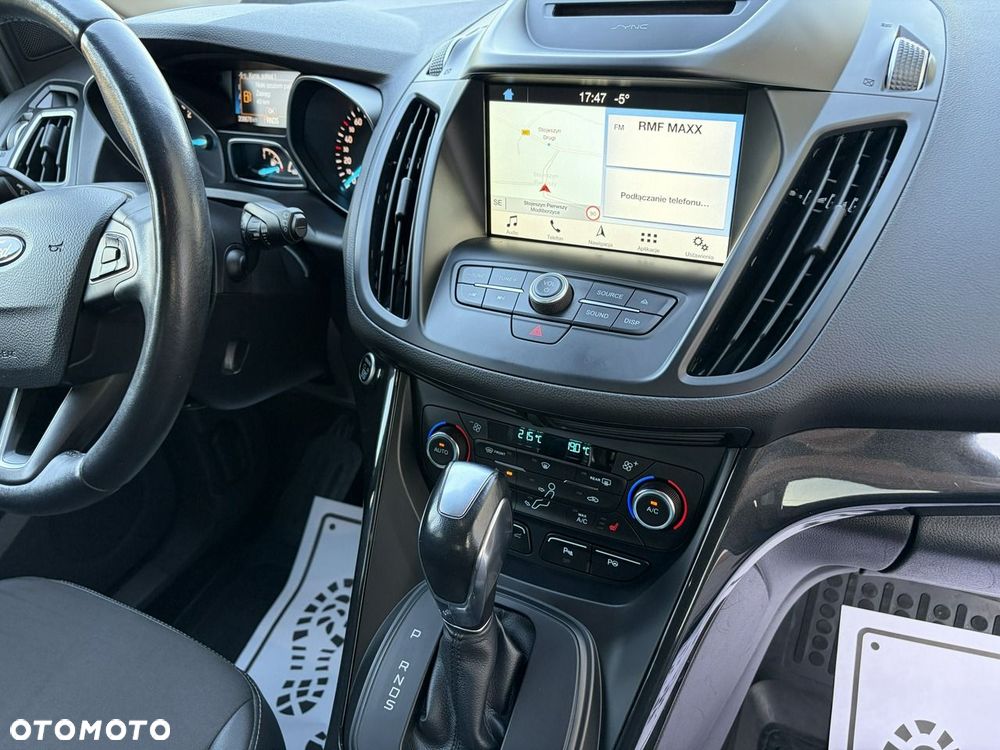 Ford Kuga - 11