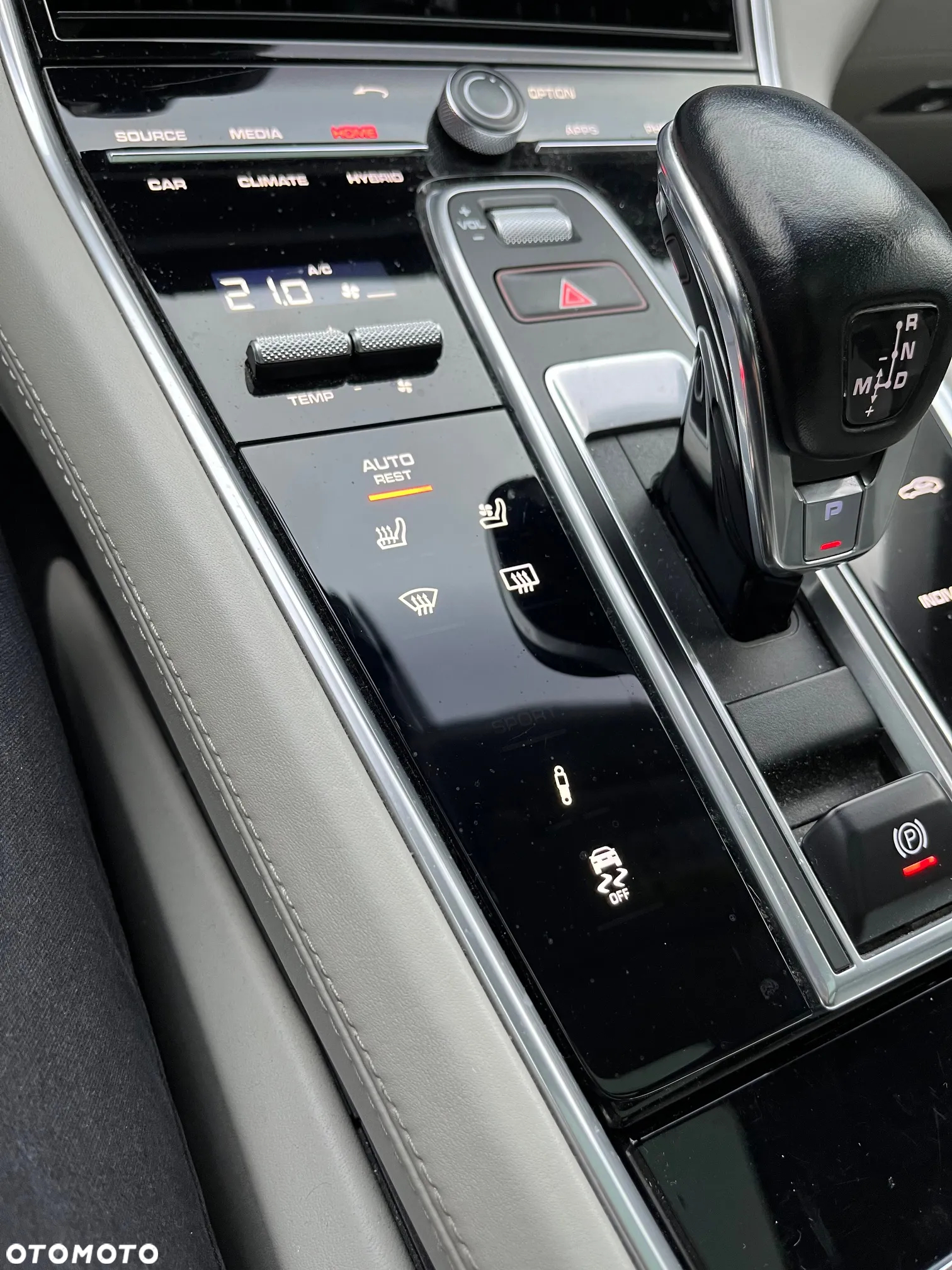 Porsche Panamera - 14