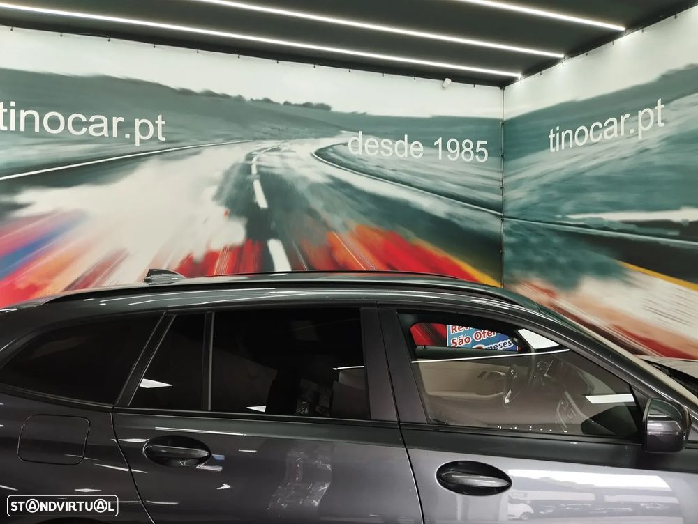 BMW 318 d Touring Auto - 11