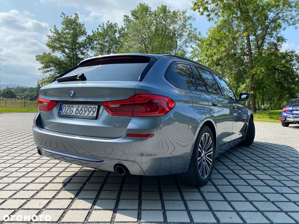 BMW Seria 5 520d xDrive Sport Line - 5