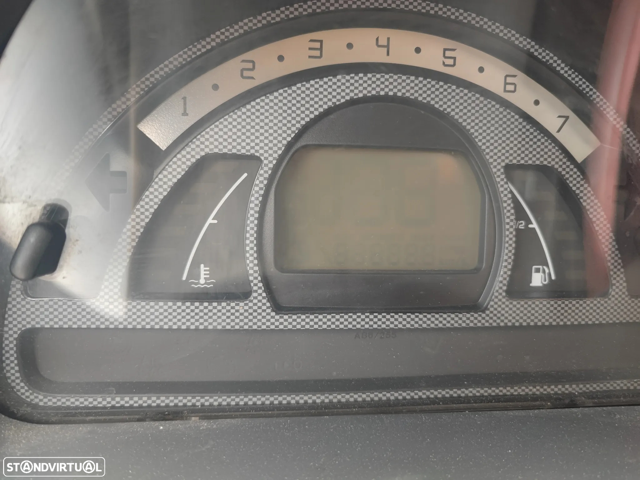 Citroën C2 1.4 HDi VTR - 8