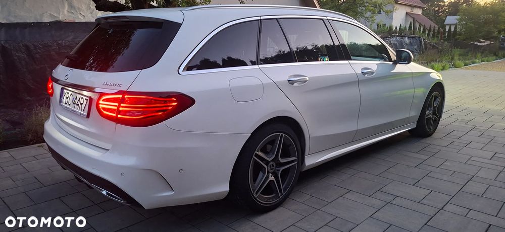 Mercedes-Benz Klasa C 300 d 4Matic 9G-TRONIC AMG Line - 7