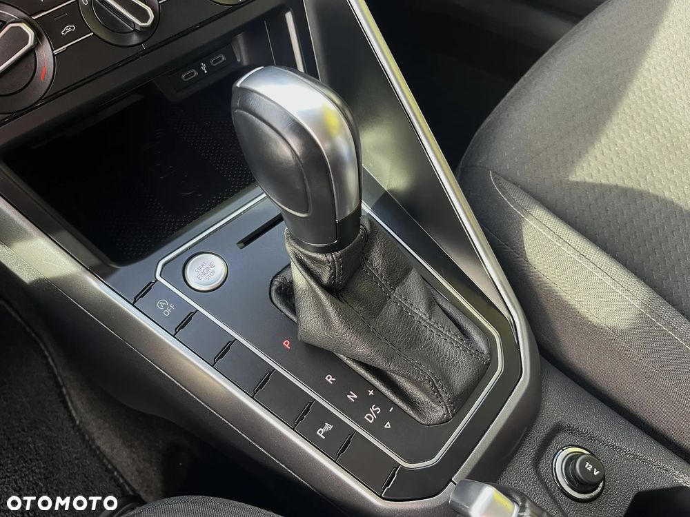 Volkswagen Polo 1.0 TSI OPF DSG ACTIVE - 9