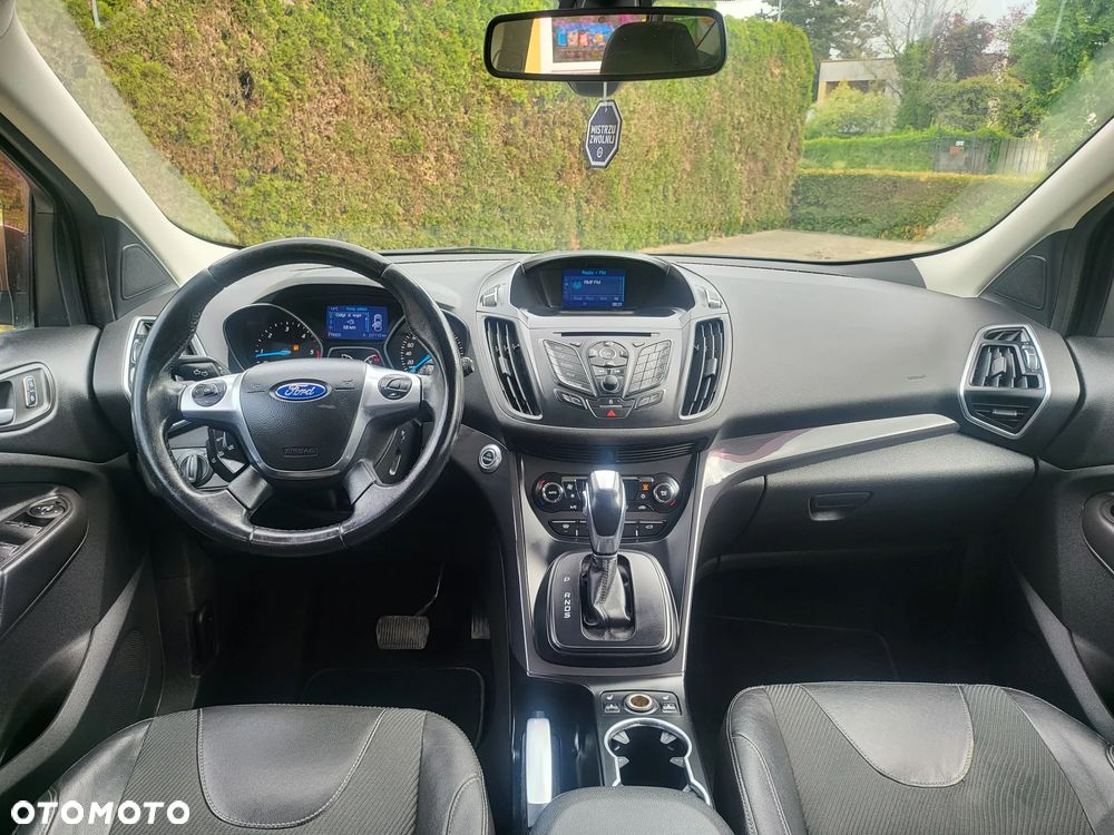 Ford Kuga 2.0 TDCi 4x4 Titanium - 24