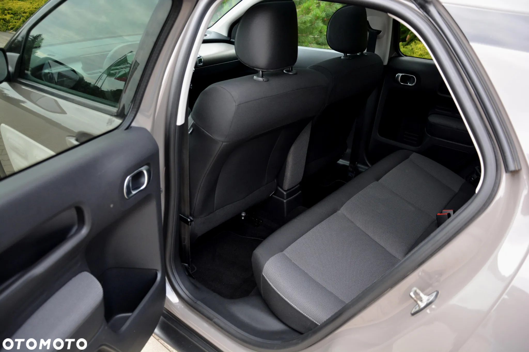 Citroën C4 Cactus e-HDi 92 ETG6 Stop&Start Shine - 17