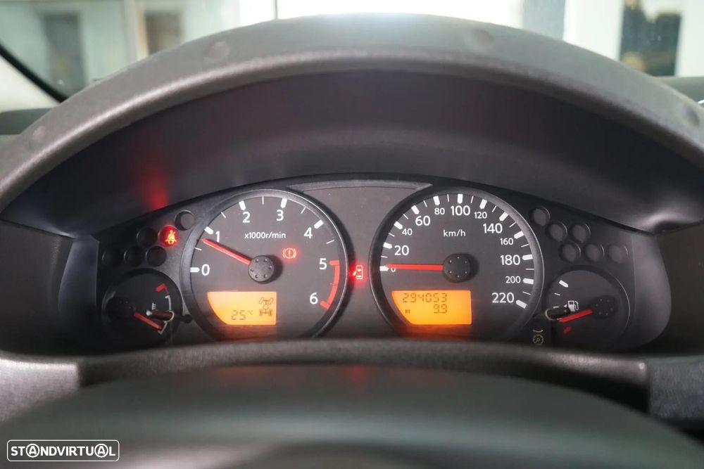 Nissan Navara 2.5 dCi CD SE C-Channel - 25