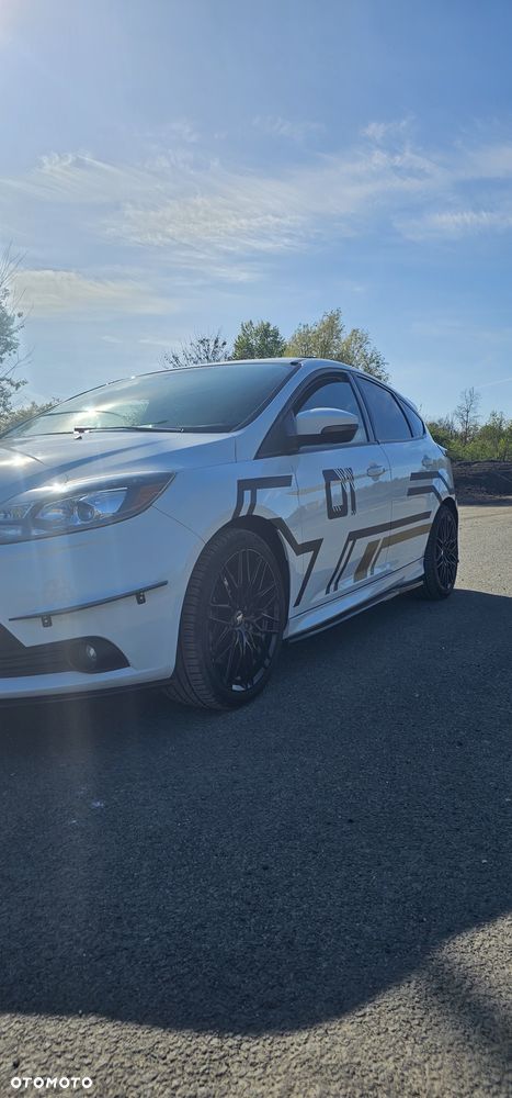 Ford Focus - 2