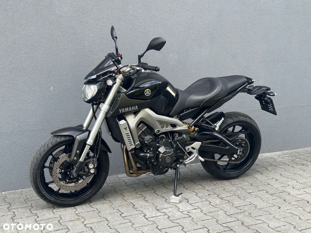 Yamaha MT - 3