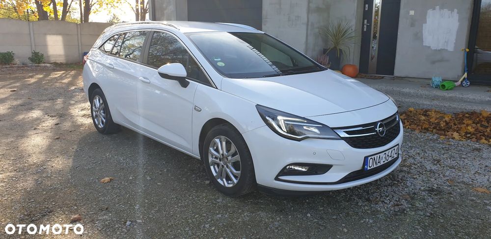 Opel Astra 1.6 CDTI Sports Tourer Active - 4