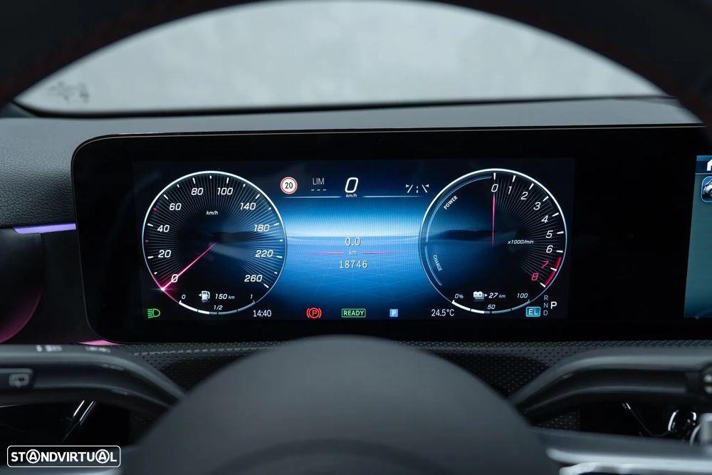 Mercedes-Benz A 250 e 8G-DCT AMG Line - 28