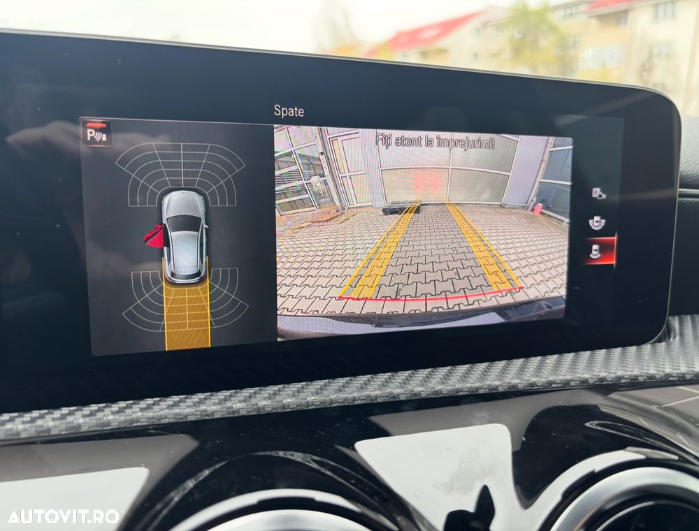 Mercedes-Benz A - 18