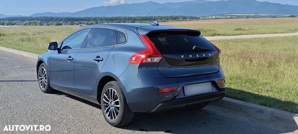 Volvo V40 D2 Momentum - 5