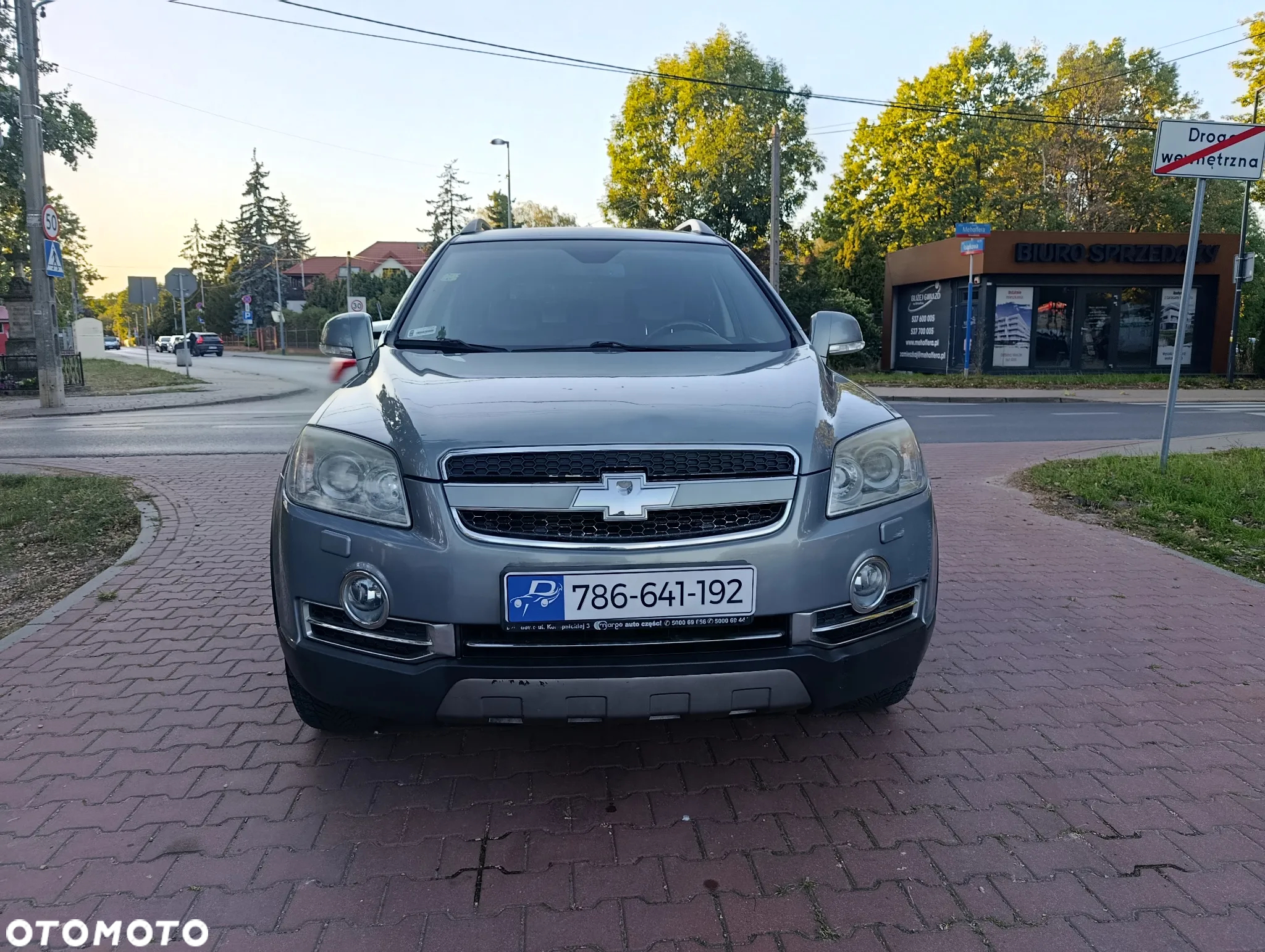 Chevrolet Captiva 2.0 d LT medium - 3