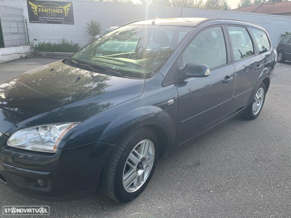 Ford Focus SW 1.6 TDCi Ghia CVT - 12