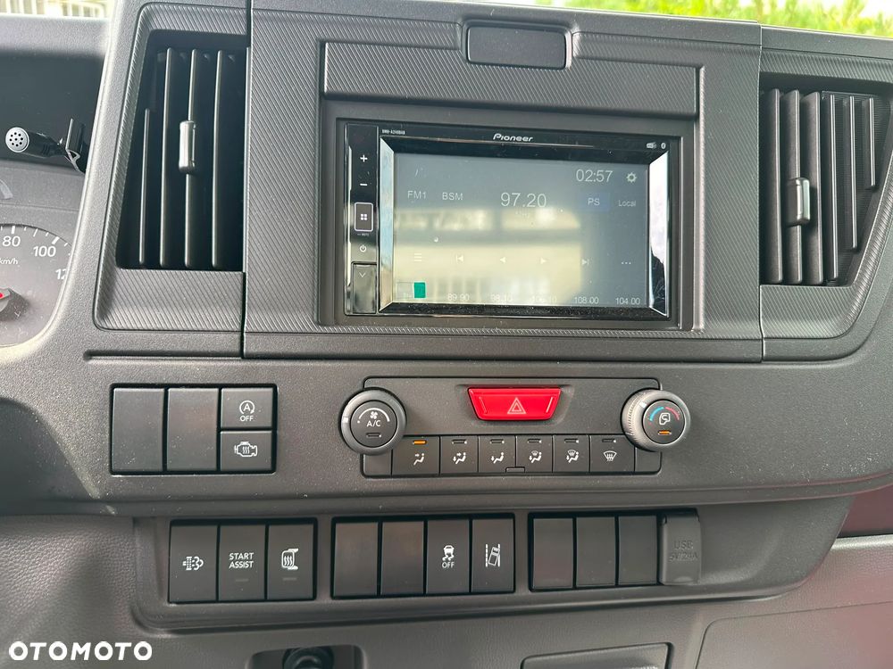 Isuzu M27 GENERATION 2 - 14