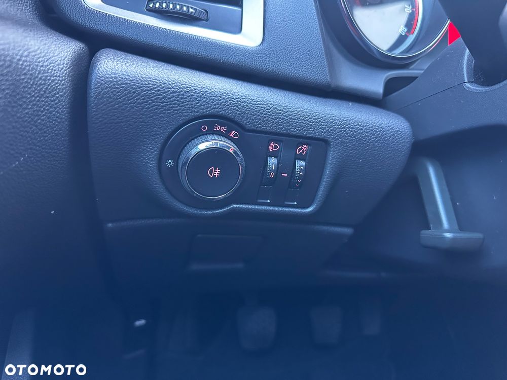 Opel Astra 1.6 Fun - 20