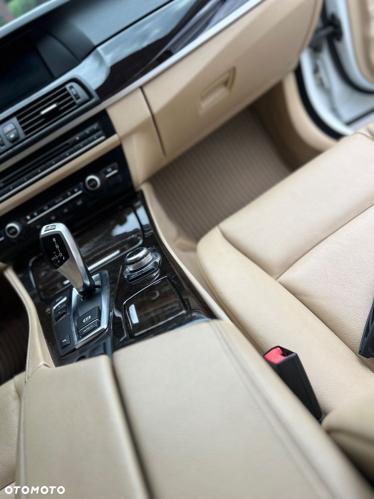 BMW Seria 5 - 22