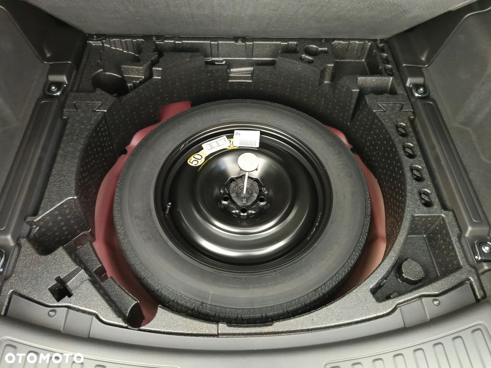 Land Rover Discovery Sport - 40