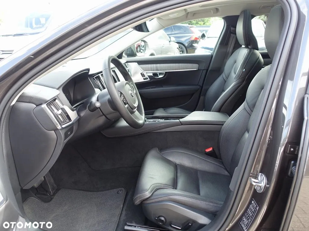 Volvo V90 Cross Country B5 B AWD Ultimate - 5