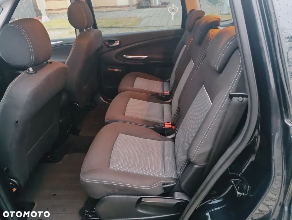 Ford S-Max 2.0 TDCi Trend - 13