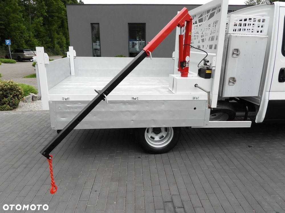 Iveco DAILY 35C16 WYWROTKA PODWÓJNA KABINA DOKA 6 MIEJSC TEMPOMAT NAWIGACJA BLIŹNIACZE KOŁA KLIMATYZACJA HDS - 17