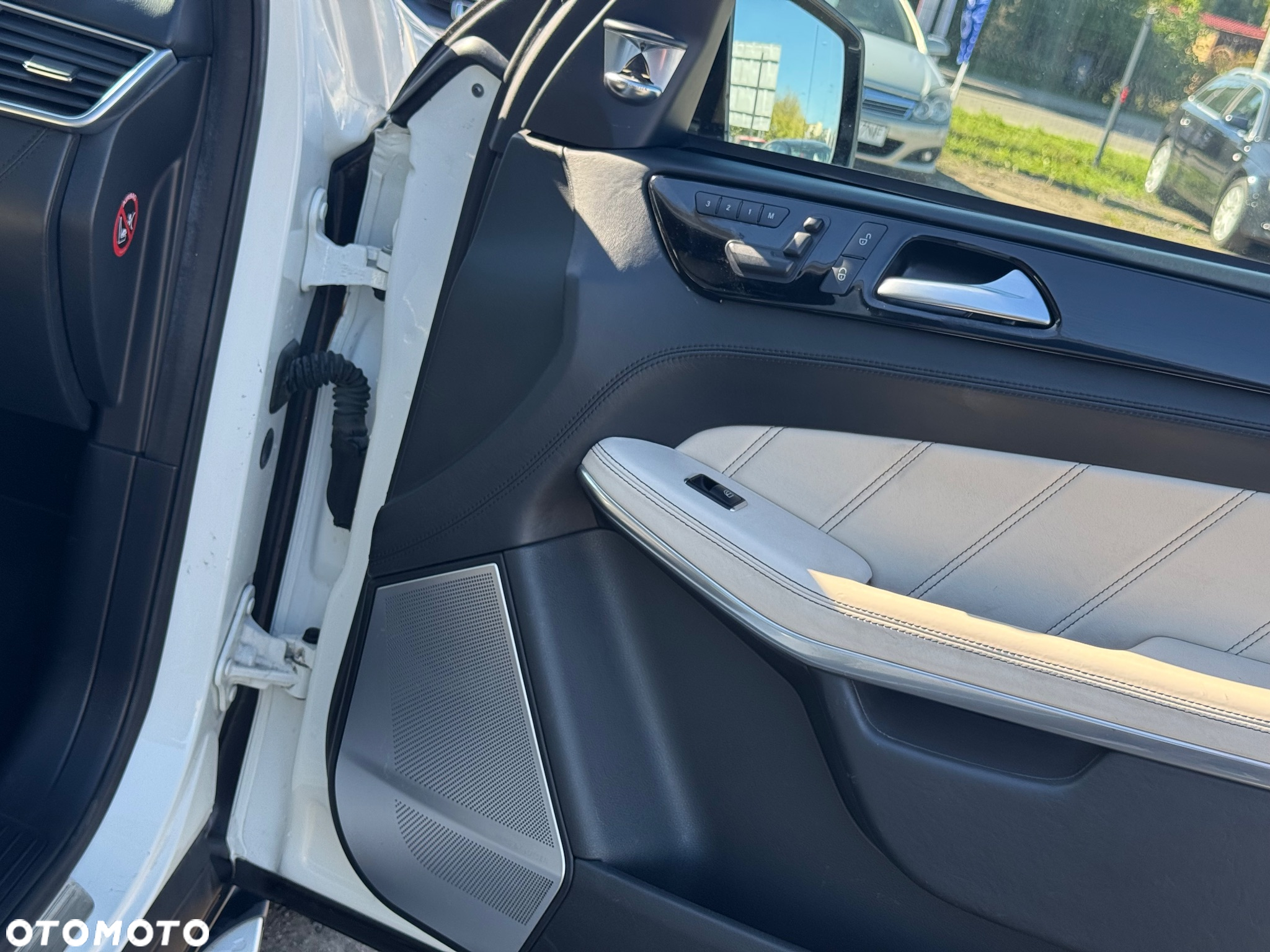 Mercedes-Benz GL 63 AMG - 25