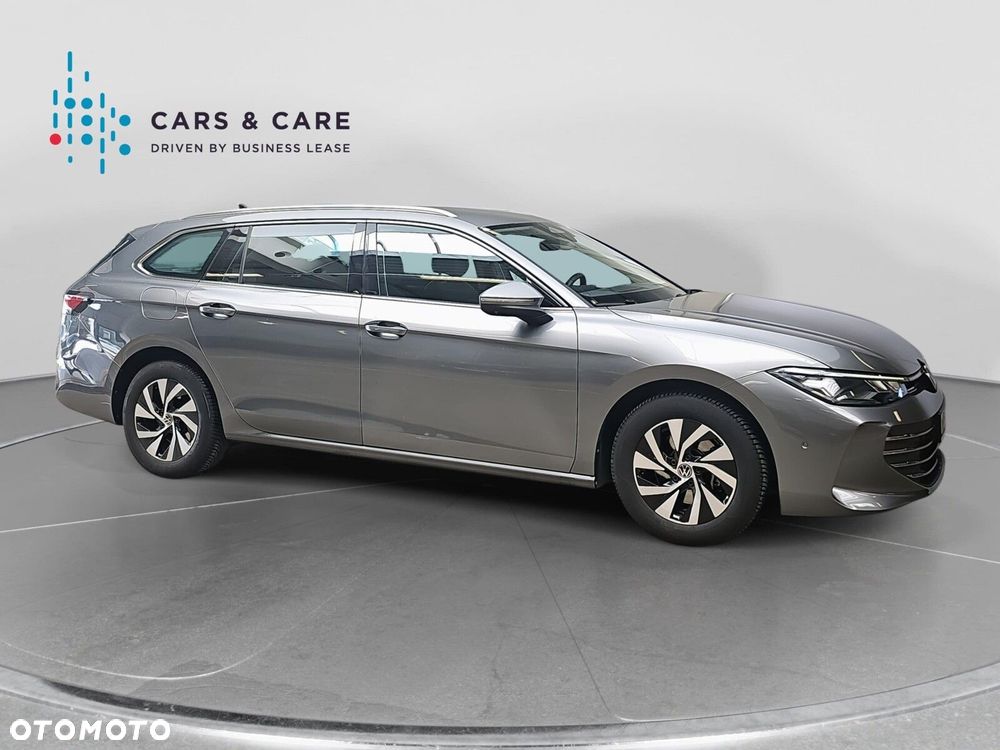 Volkswagen Passat - 20