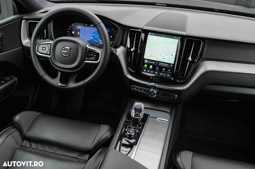 Volvo XC 60 B4 D AWD Plus Dark - 9