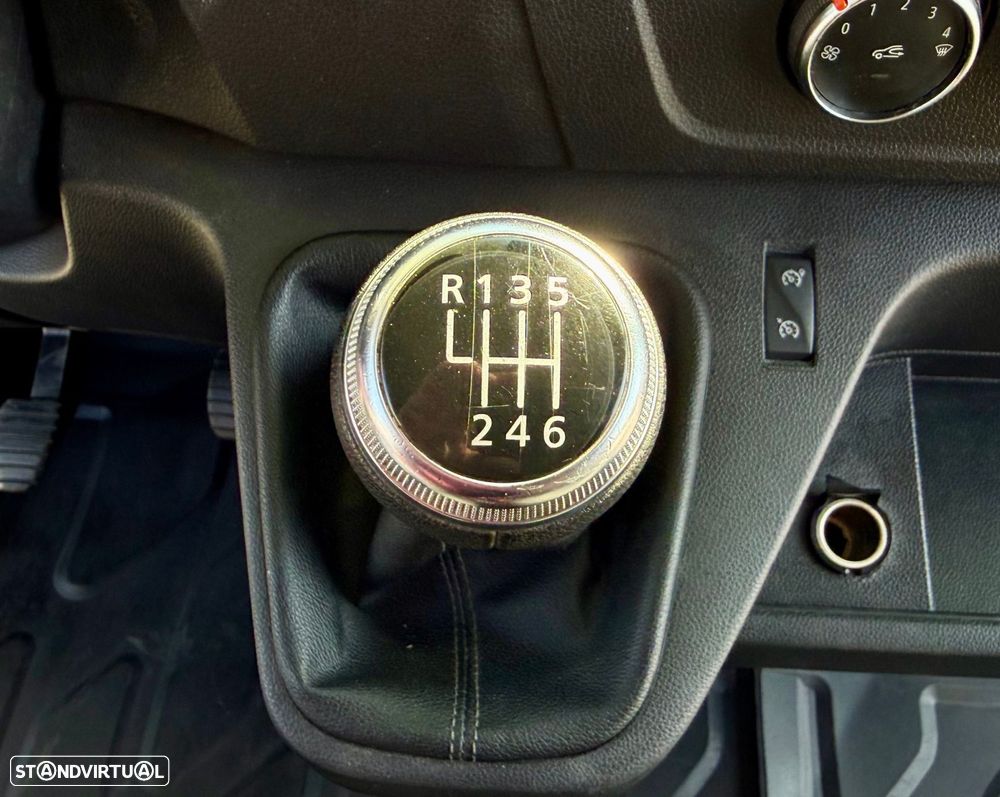 Renault Master 2.3 dCi L2 3.5T CD - 10