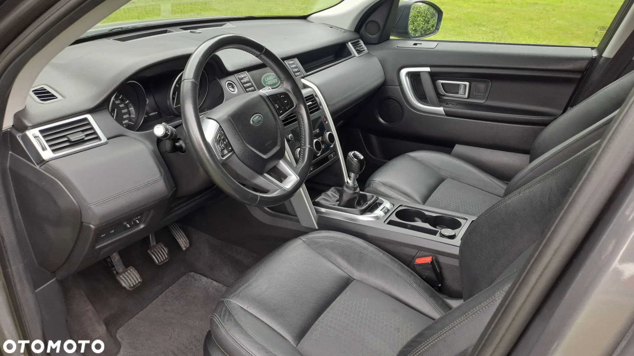 Land Rover Discovery Sport 2.0 D150 R-Dynamic S - 9